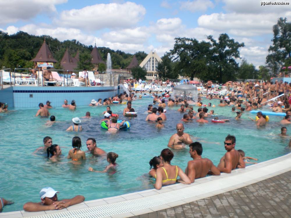 Restaurant Pensiune Rozeclas te asteapta la bai!
