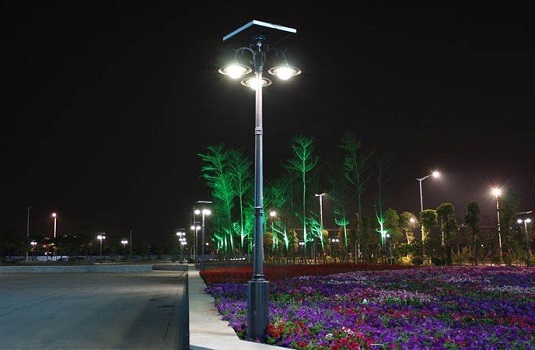 stalpi iluminat fotovoltaici